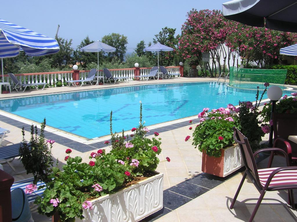 Knossos Aparthotel Panormos  ภายนอก รูปภาพ