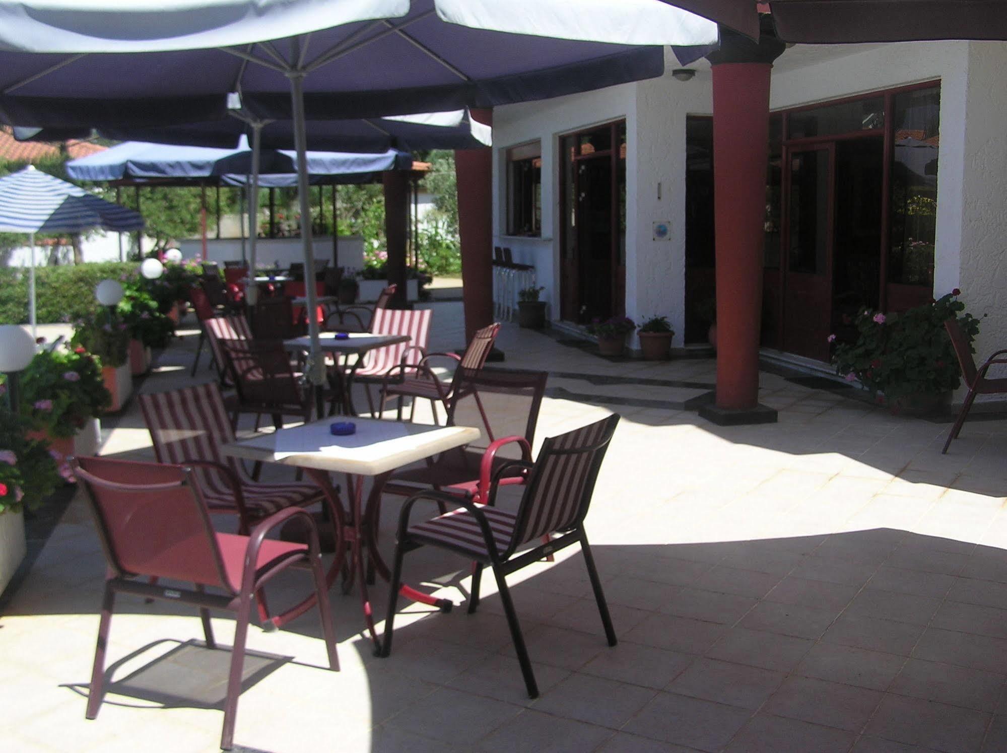 Knossos Aparthotel Panormos  ภายนอก รูปภาพ